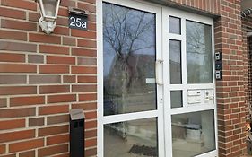 Schlafzimmer, ruhige Lage in Meppen --- Check-In mit Schlüsselkasten